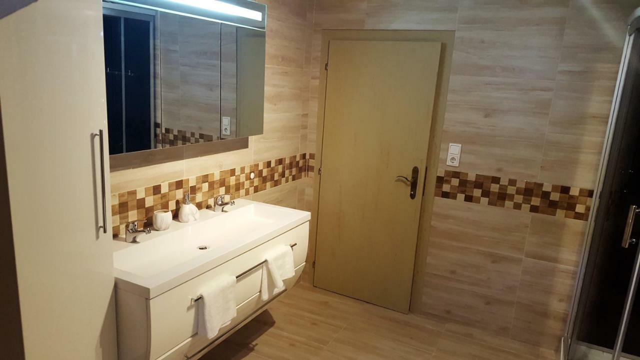 Lattore Ferienwohnung ไรเคเนา ภายนอก รูปภาพ